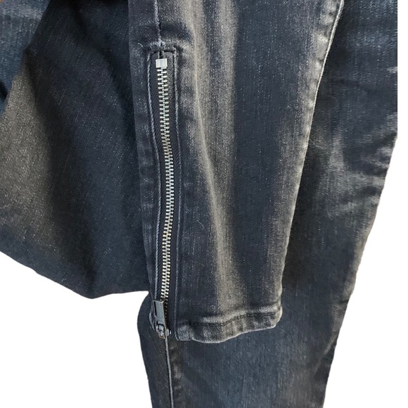 Athleta SCULPTEK ULTRA SKINNY ZIPPER LEG IN CARBON WASH SIZE 2 - Picture 5 of 8
